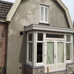 Stucwerk achtergevel